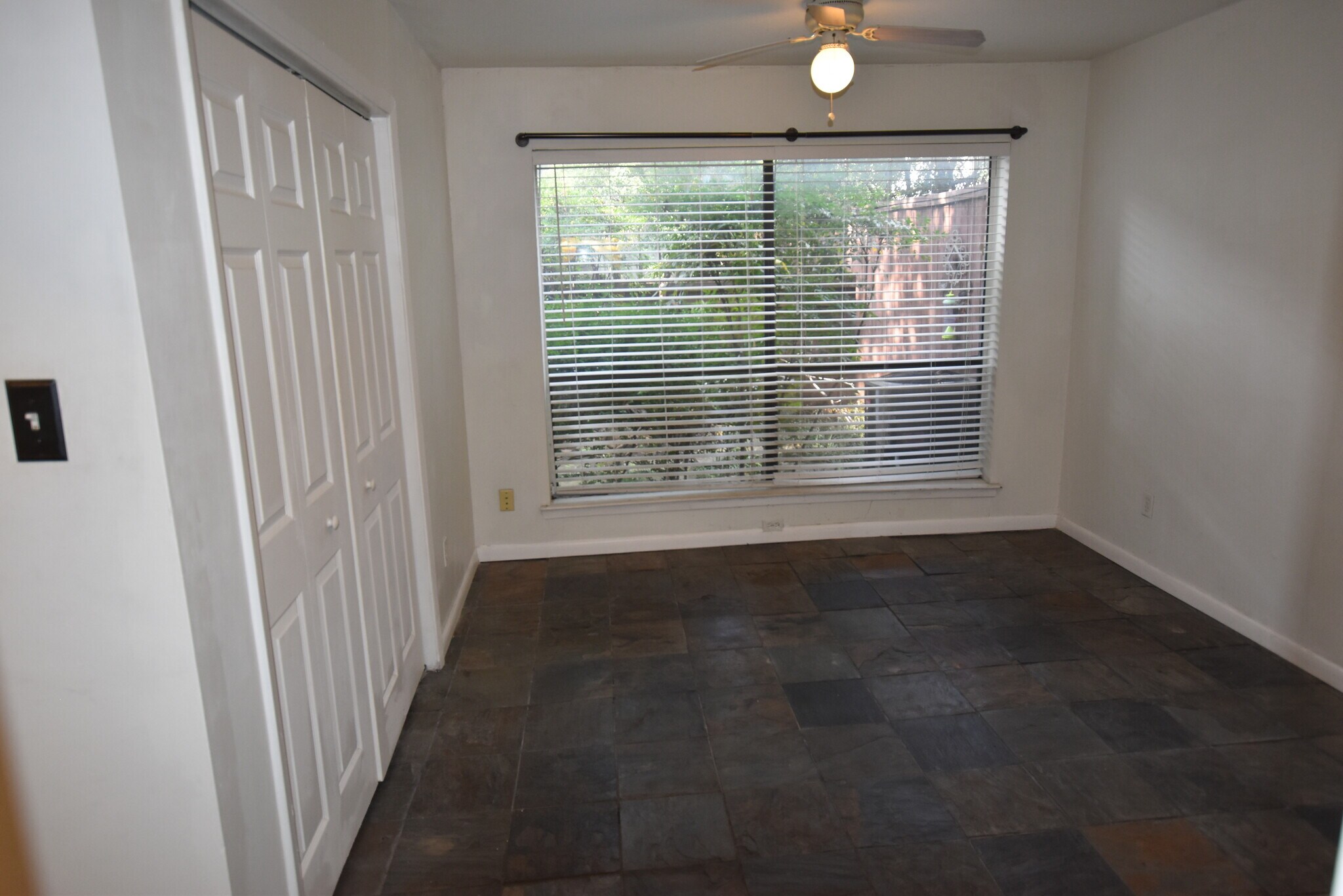 Building Photo - 6718 Eastridge Dr