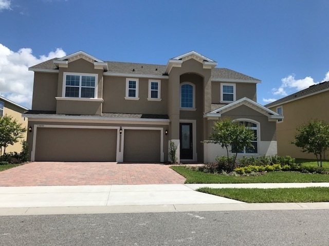Building Photo - HUGE 5 BEDS TWO STORY!!! CLOSE TO HIGHWAYS...