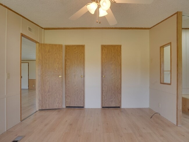 Building Photo - 3 Bedroom Single Family Home in Lady Lake
