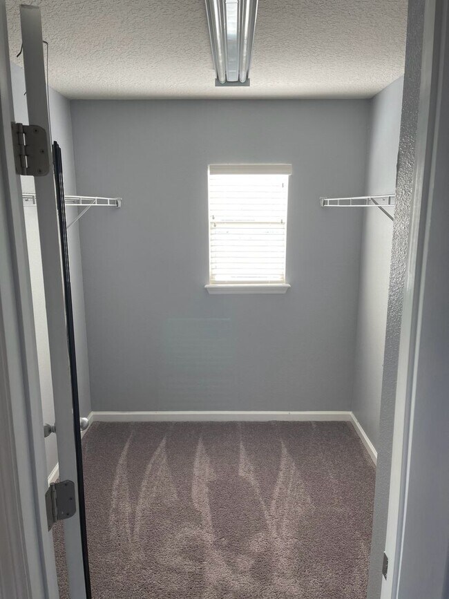 Building Photo - Beautiful 2 Story Home in St. Johns County!