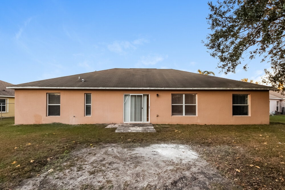 Building Photo - 859 Jarnac Dr