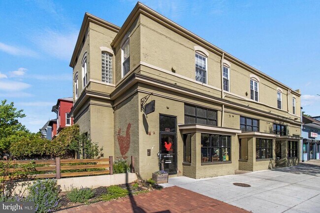 Building Photo - 58 T St NW