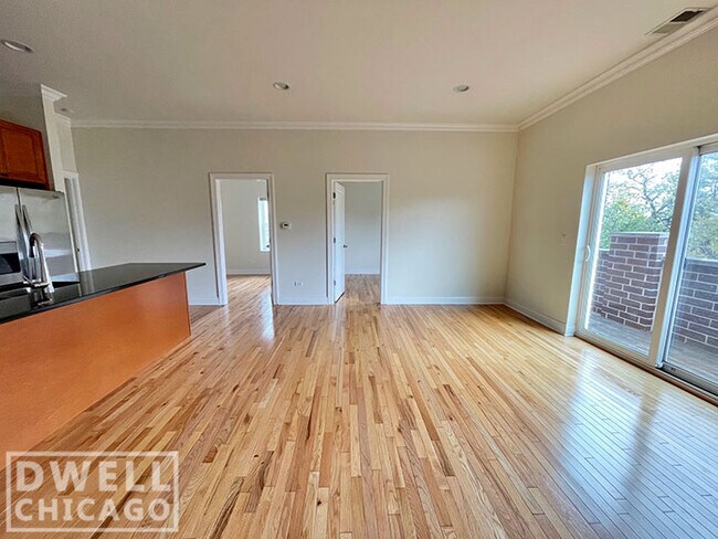 Building Photo - 4510 N Beacon St