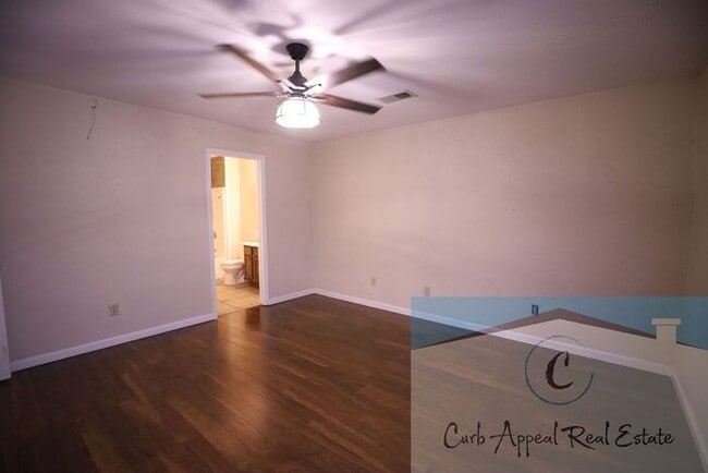 Building Photo - Beautiful 3 bedroom/2 bath home - Jonesboro