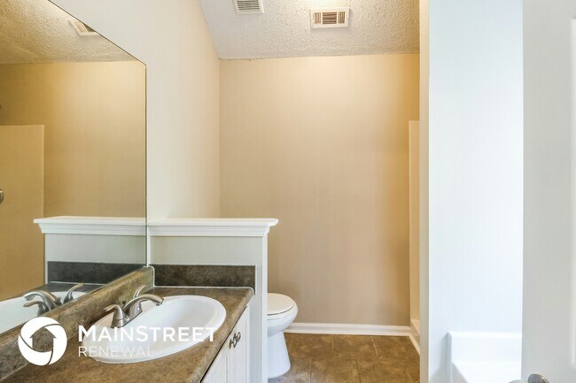 Building Photo - 1106 Briar Cove Ct