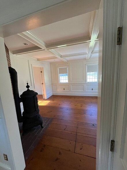 Building Photo - 338 Maple St