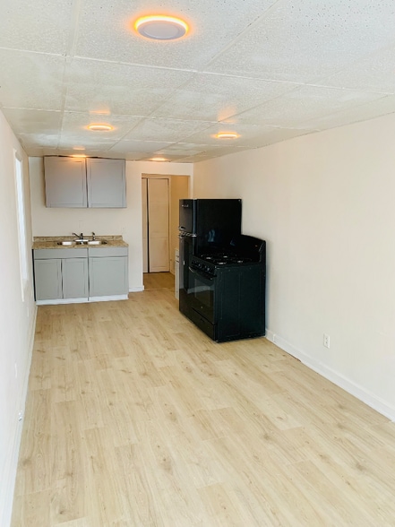 Building Photo - 311 Colorado Ave