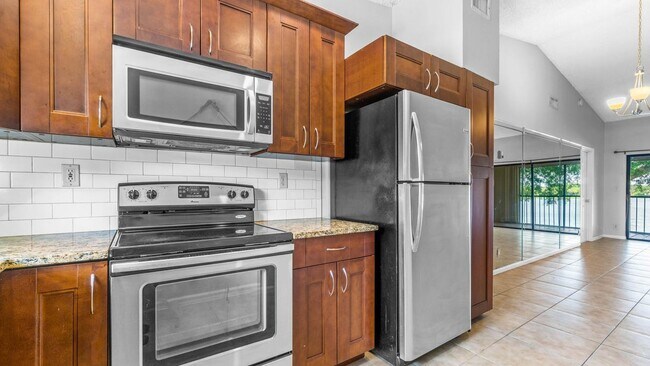 Building Photo - 2900 Olivewood Terrace