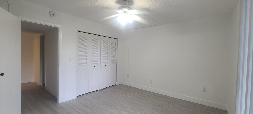 Building Photo - 603 SW 75th St