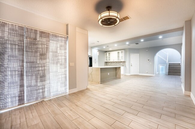 Building Photo - 5971 Tivoli Gardens Blvd