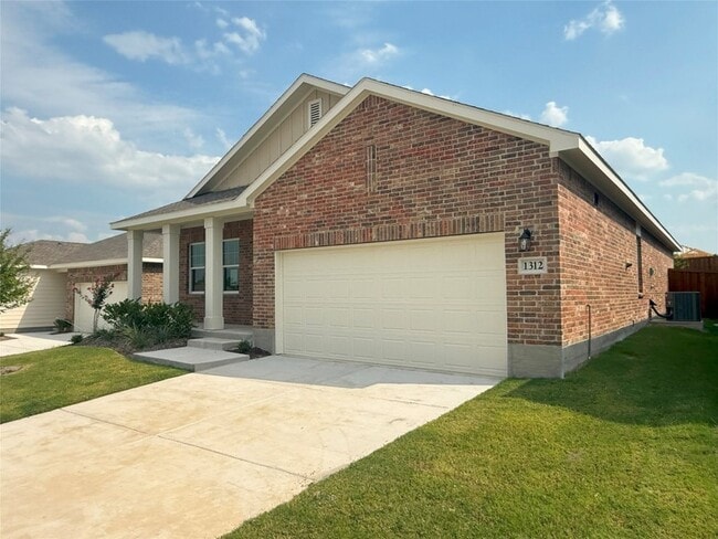 Building Photo - 1312 Kennedy Rd