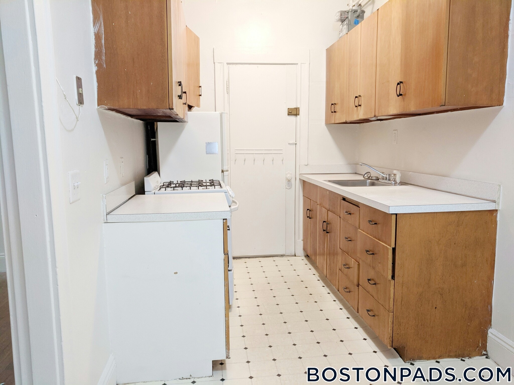 Building Photo - 1171 Boylston St