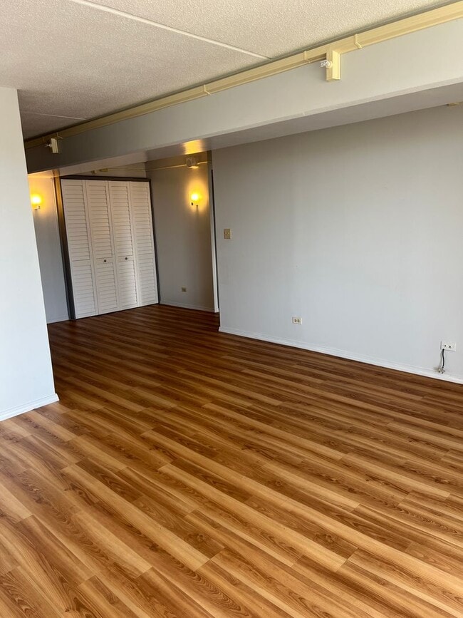 Building Photo - One Bedroom at the Marco Polo