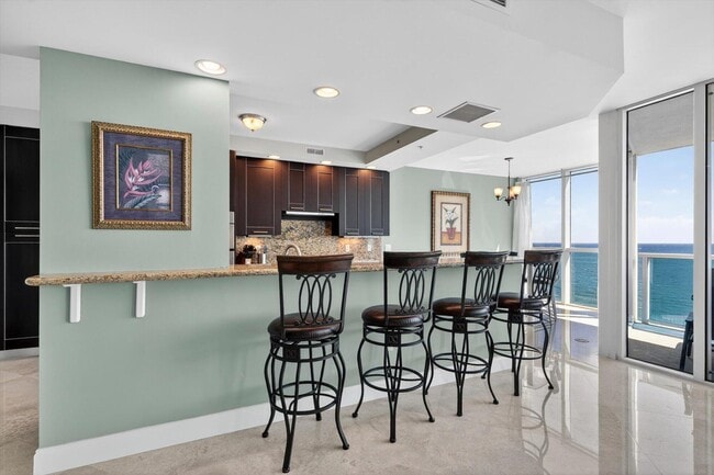 Building Photo - 801 Briny Ave