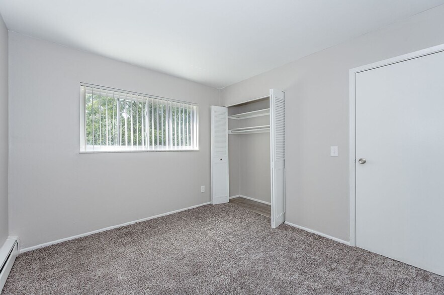 The Crossing at Cheviot 3801 Dina Ter Cheviot OH 45211 Apartment Finder