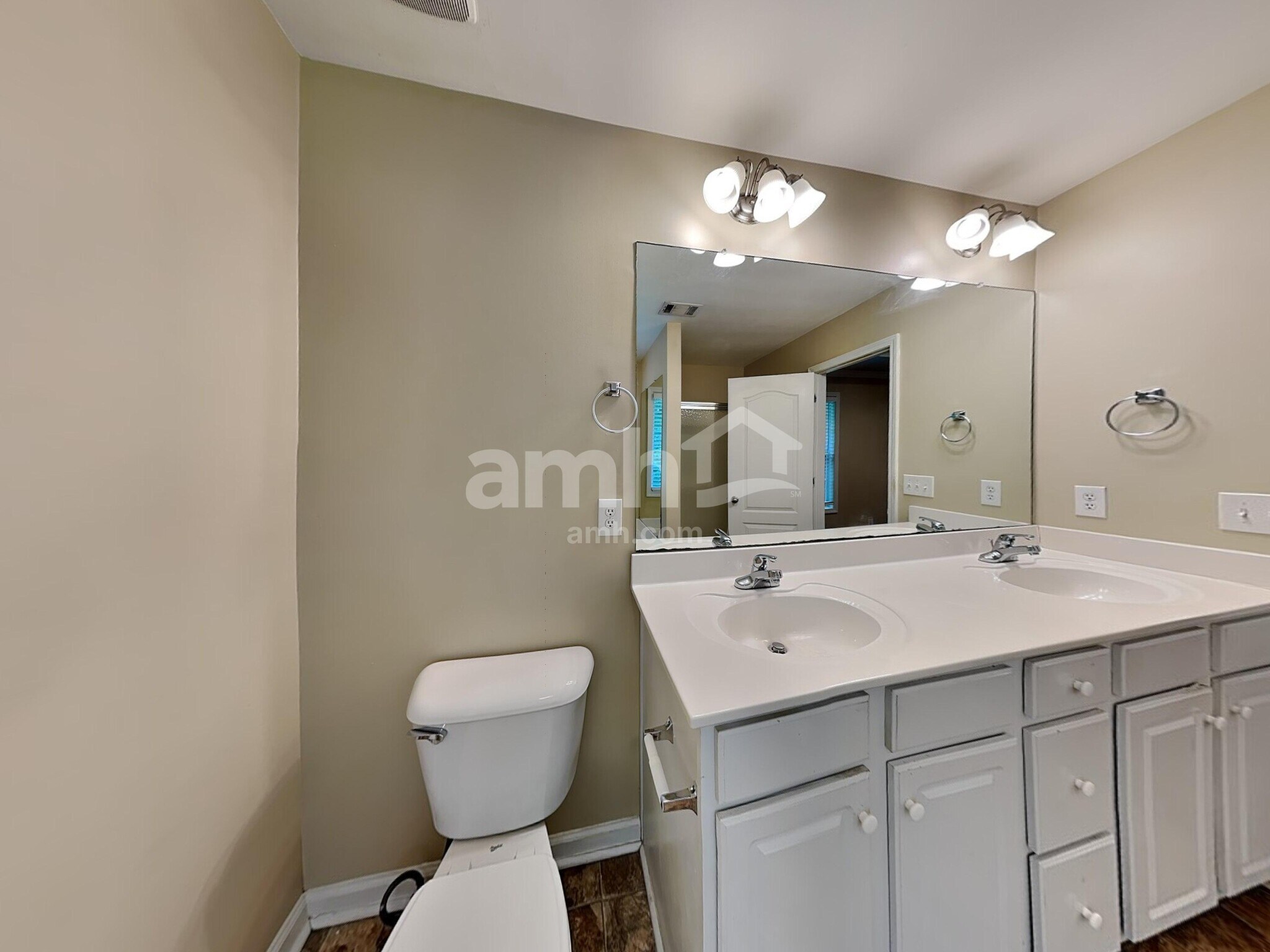 Building Photo - 82 Eagles Nest Dr