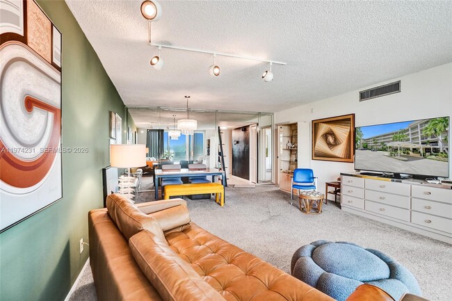 Building Photo - 805 Cypress Blvd