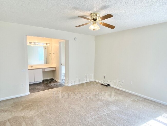 Building Photo - 129 Watson Dr