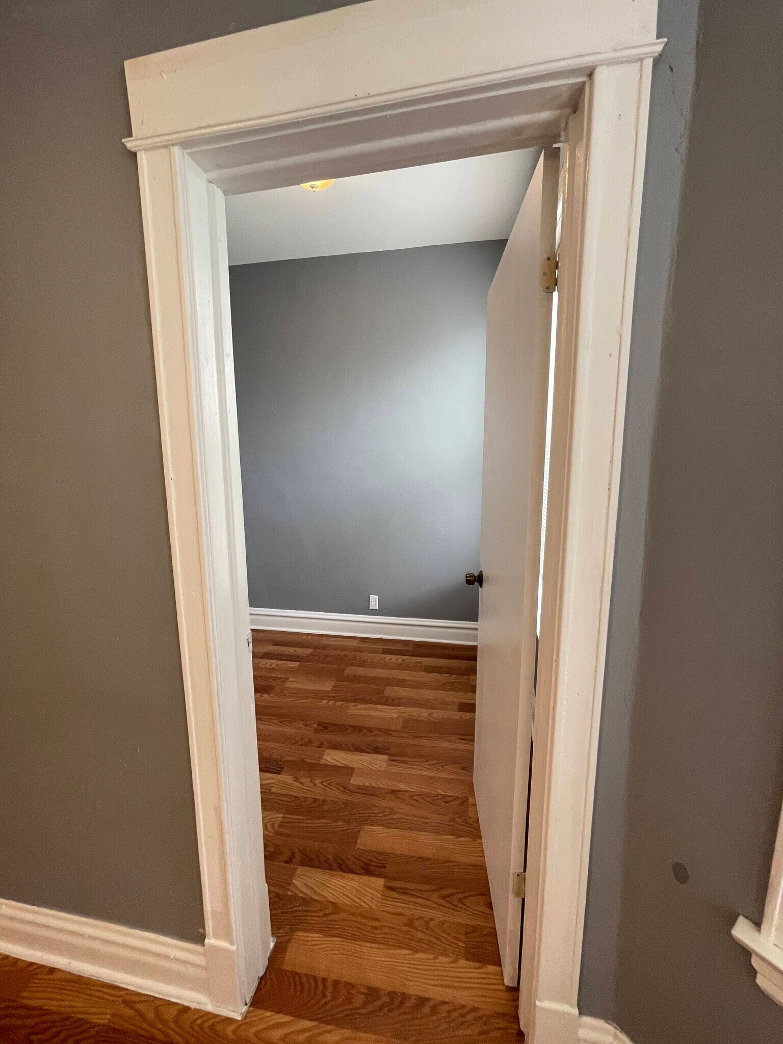 Building Photo - 2532 S Albany Ave