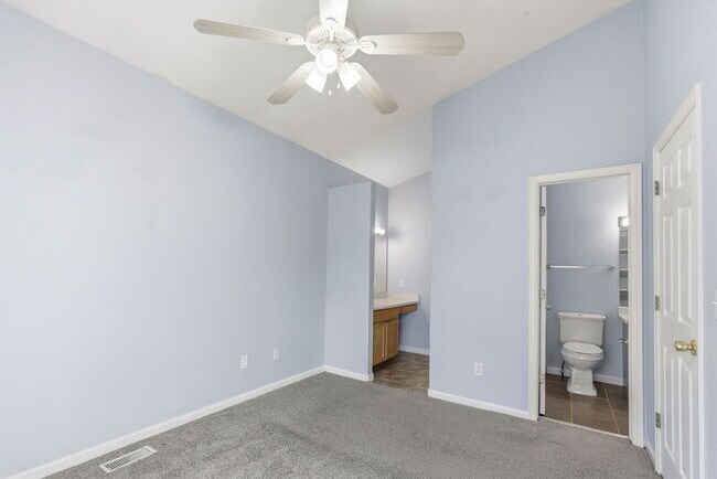 Building Photo - 17281 E Ford Dr