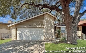 Building Photo - 6607 Honey Hill