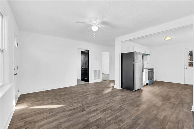 Building Photo - 248 Caldwell Ln