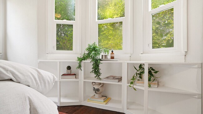 Building Photo - FALL IN LOVE with Ranch Style Living!
