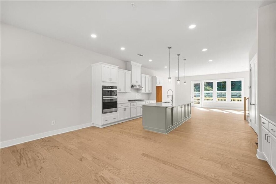 Building Photo - 1500 Wicker Wood Pl