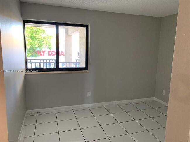 Building Photo - 3100 NW 46th St