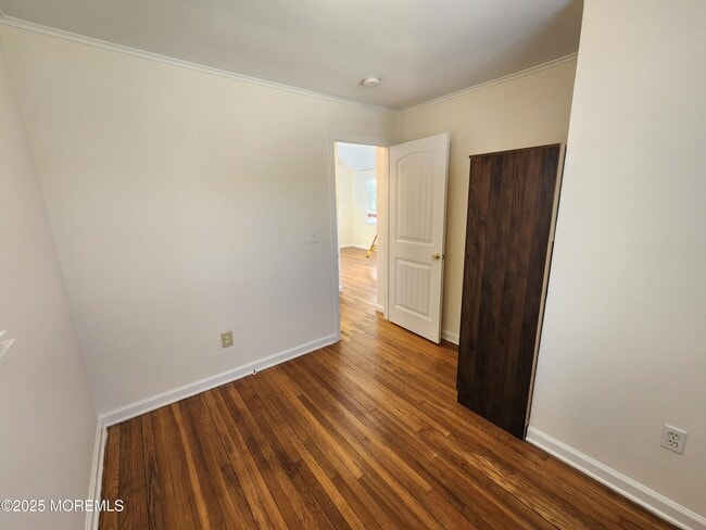Building Photo - 21 Coolidge Dr