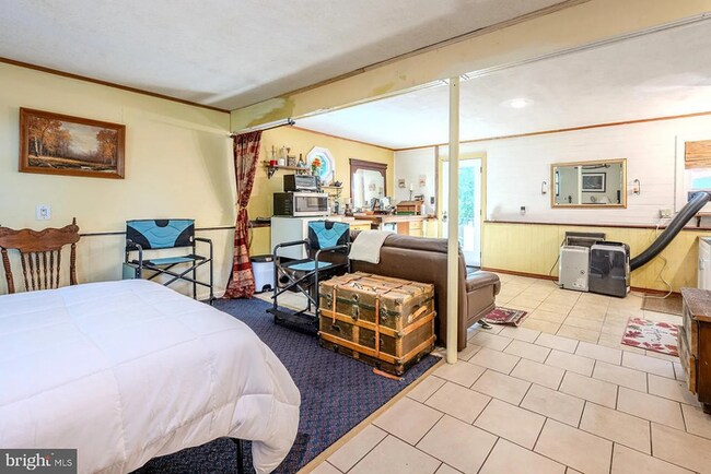 Building Photo - 7221 Hillview Dr