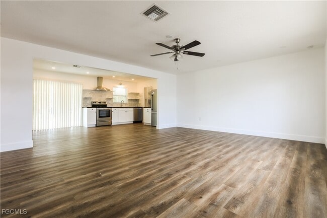 Building Photo - 185 Norfolk Ave NW