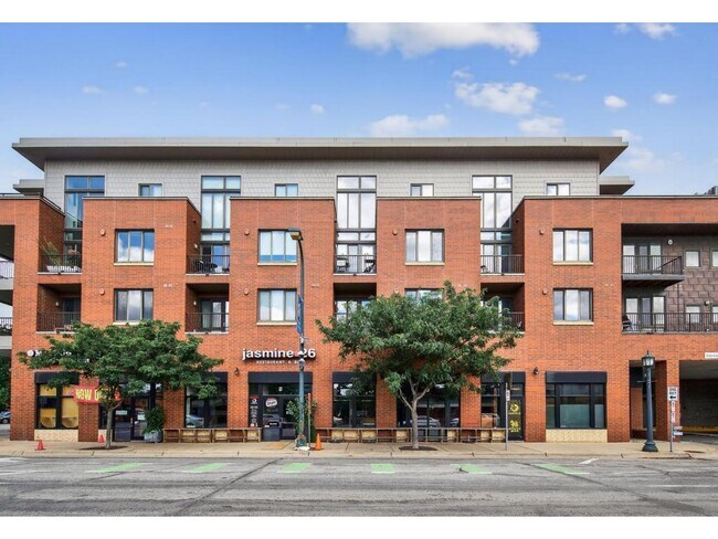 Building Photo - 10 E 26th St