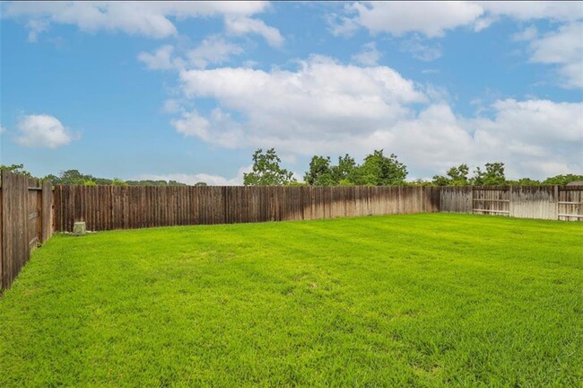 Building Photo - 17639 Cypress Hilltop Wy