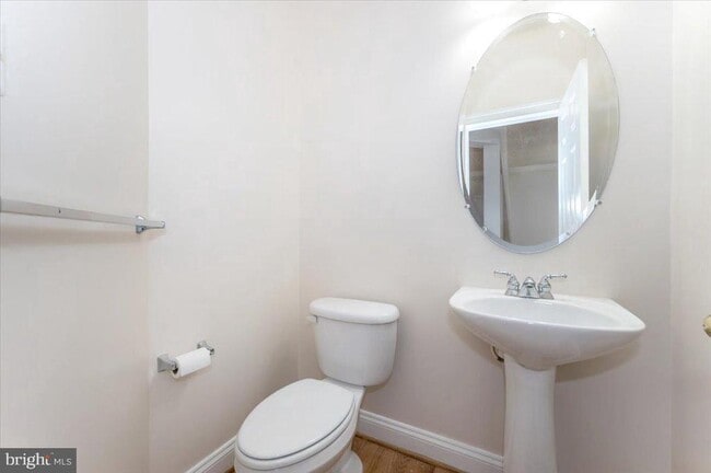 Building Photo - 23029 Birch Mead Rd