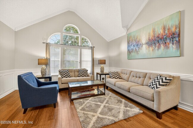 Building Photo - 9370 Jaybird Cir E