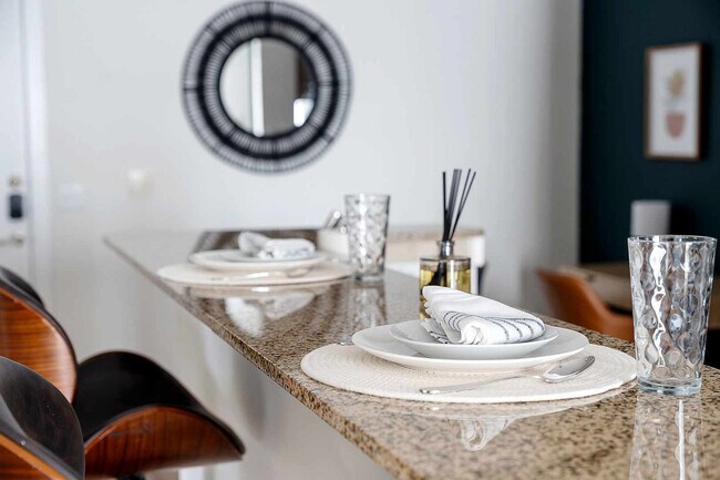 Building Photo - 13005 Meandering Way