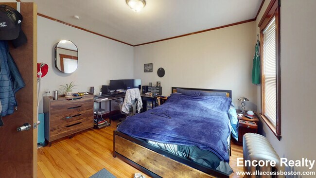 Building Photo - 60-62 Pinkert St