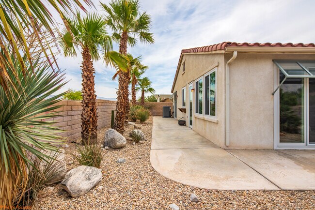 Building Photo - 2574 Windmill Way