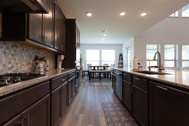 Building Photo - 2332 Giona Pl