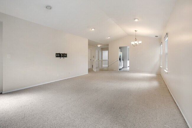 Building Photo - 164 White Branch Ct