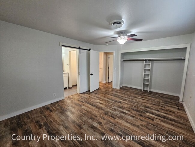 Building Photo - Renovated Gated House on an Acre with Detached Shop in Cottonwood!