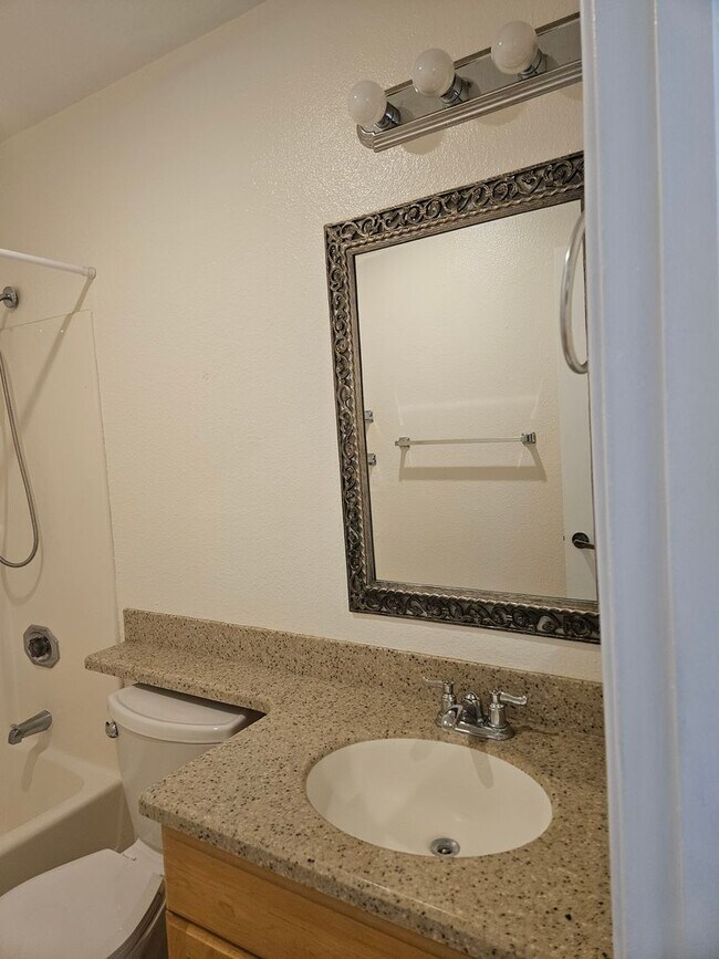 Building Photo - GENESEE - Regency Villas 1 BR Condo, 62+ C...