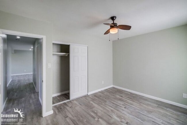 Building Photo - Cozy 3Bdm 1Ba Apartment  in City Heights - MI Special