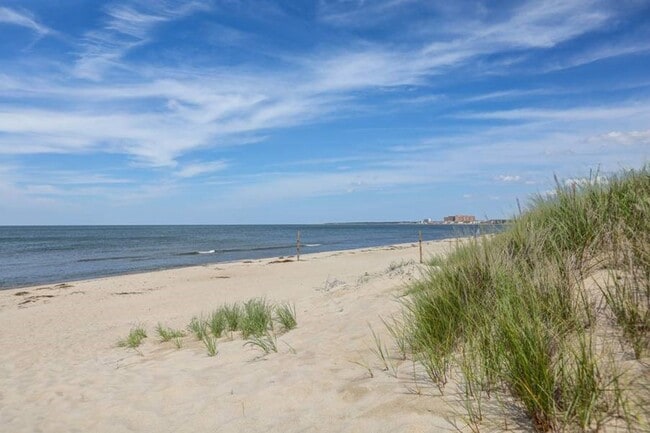 Building Photo - 3-Story Duplex in Chesapeake Beach! Ready 05-06-26! Fenced Backyard - Attached Garage - Pet Frien...