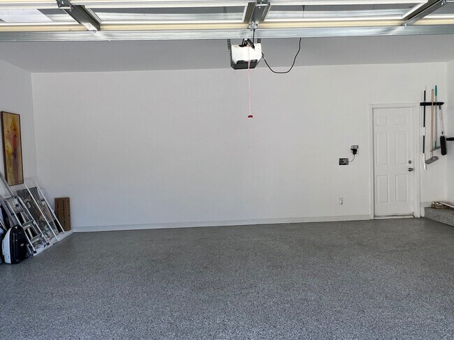 Building Photo - 21523 Dumetz Rd