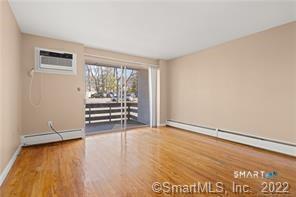 Building Photo - 106 Oakwood Ave