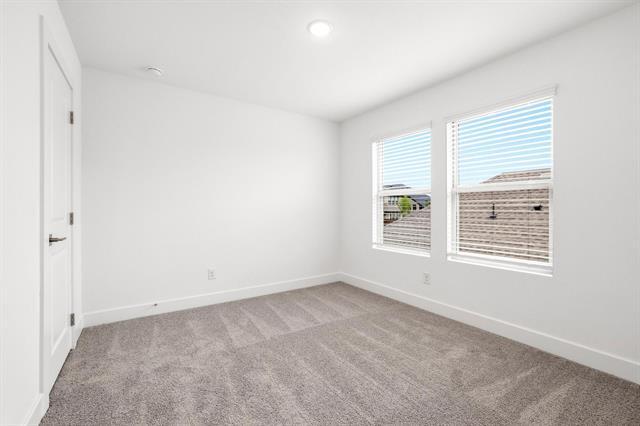 Building Photo - 619 Sagebrush Trl