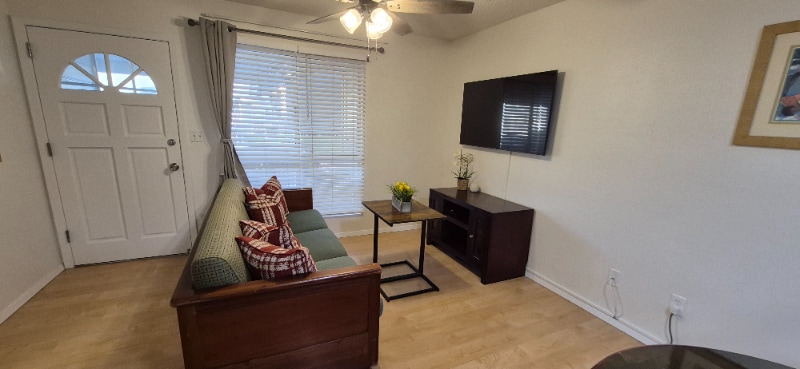 Building Photo - 4955 Hanawai St