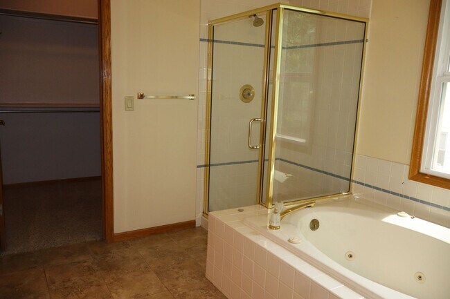 Building Photo - Room to Grow – 4 Bedrooms + Finished Basement